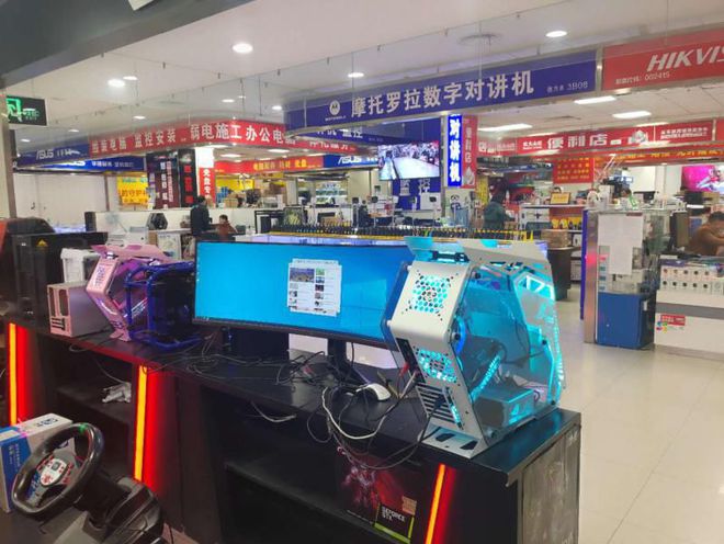 電子產(chǎn)品銷售旺 準大學生成主力